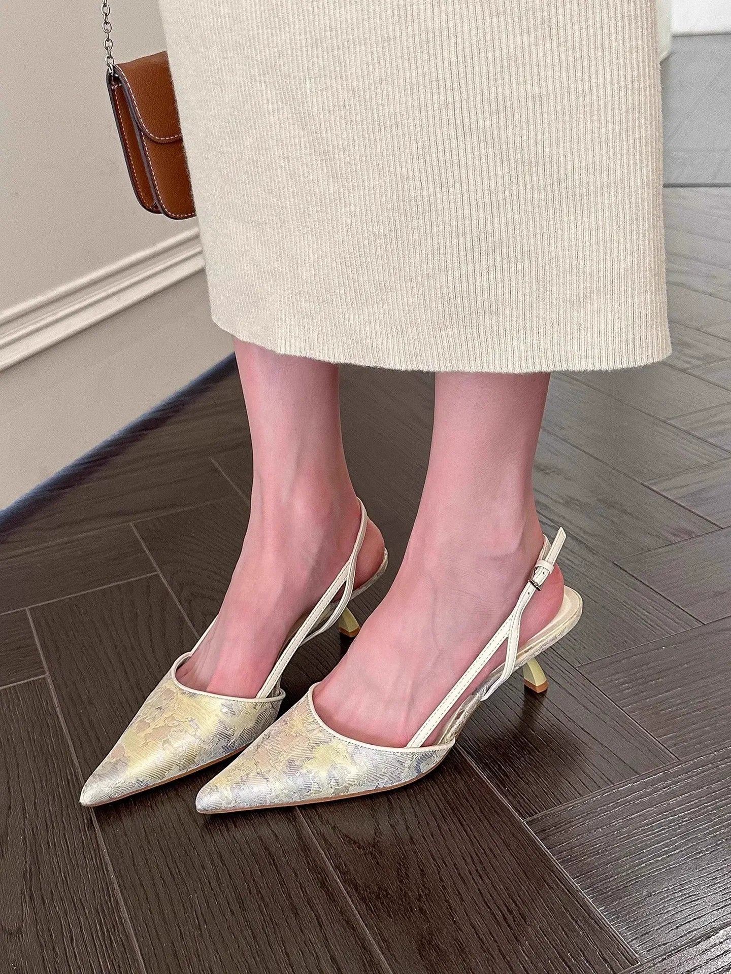 Embroidered Pointed High Heels Newgew