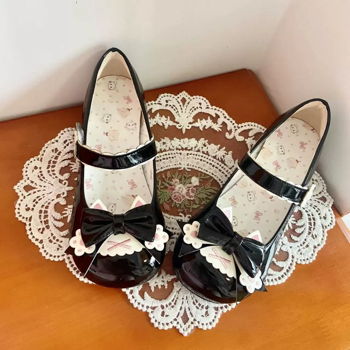 Small Low-Heeled Cat-Ear Bow Shoes Newgew