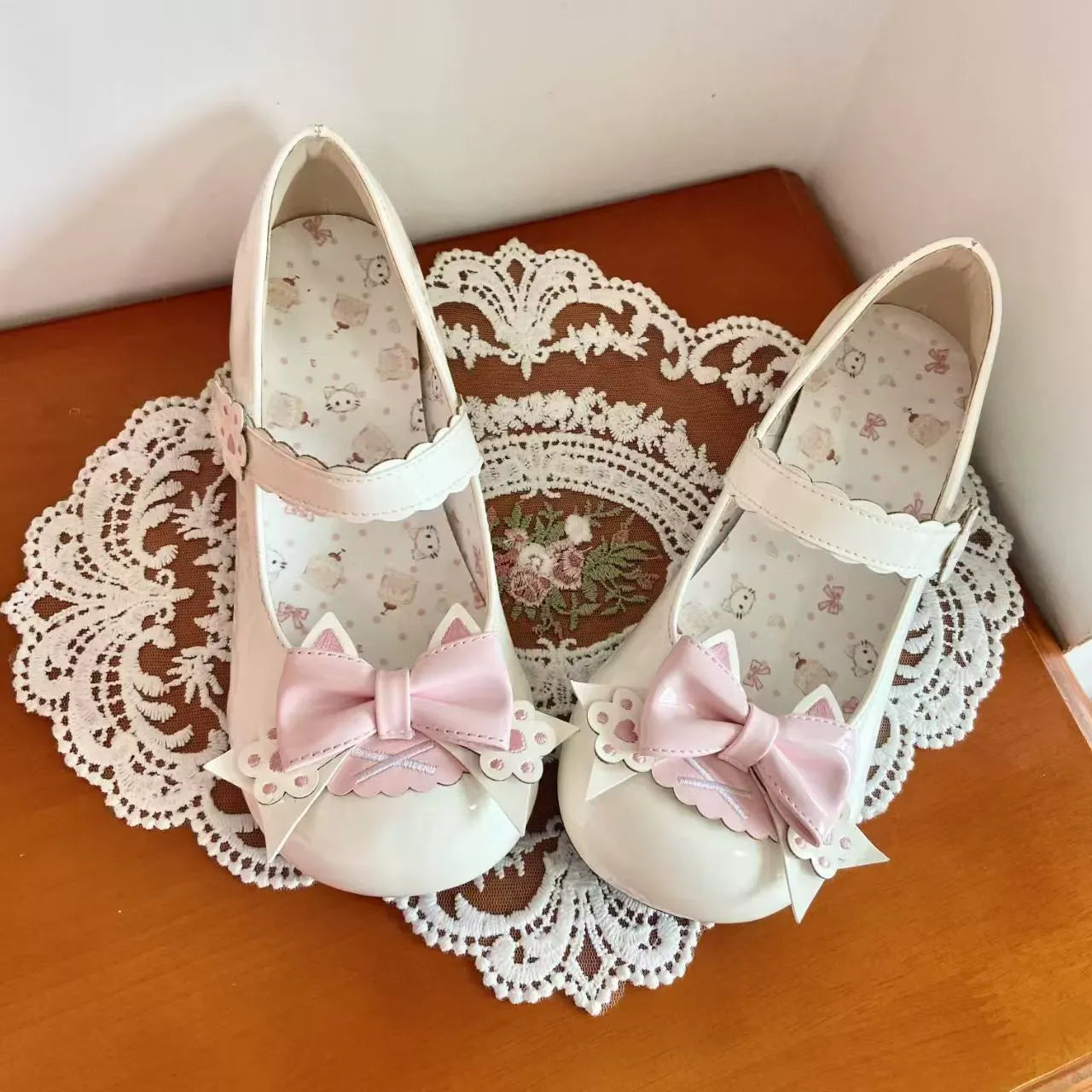 Small Low-Heeled Cat-Ear Bow Shoes Newgew