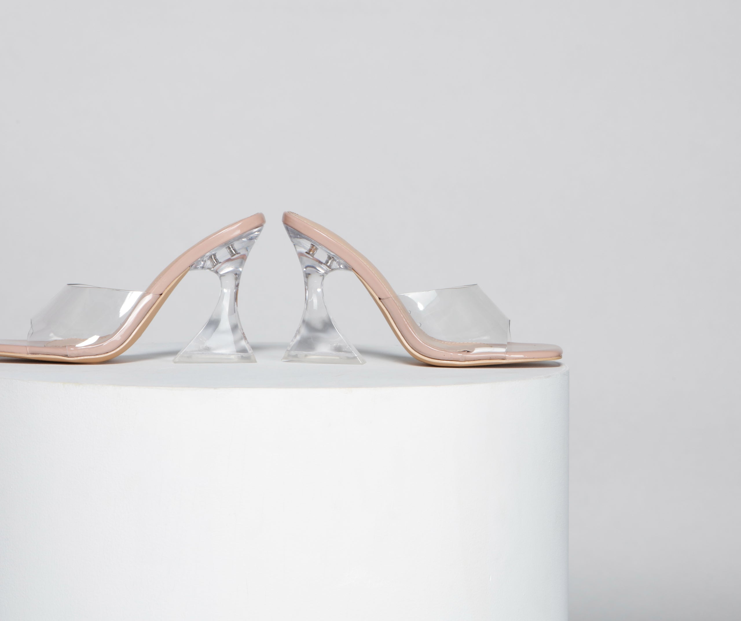 Trendsetting Diva Clear Mules Newgew