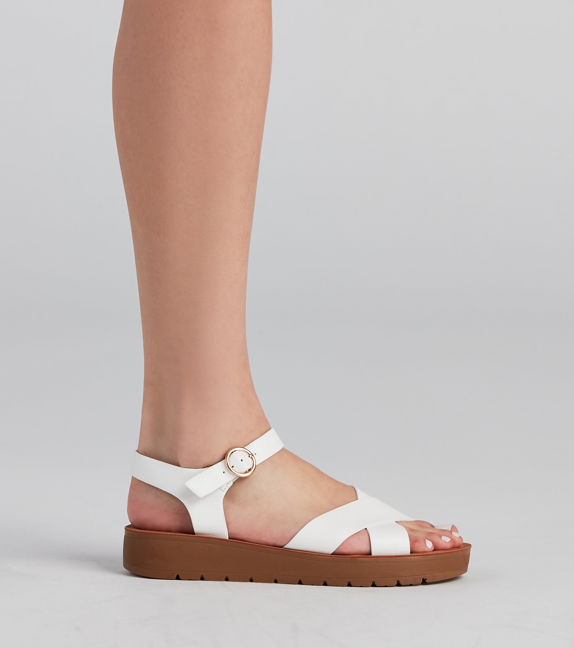 Comfort Level Criss-Cross Sandals Newgew