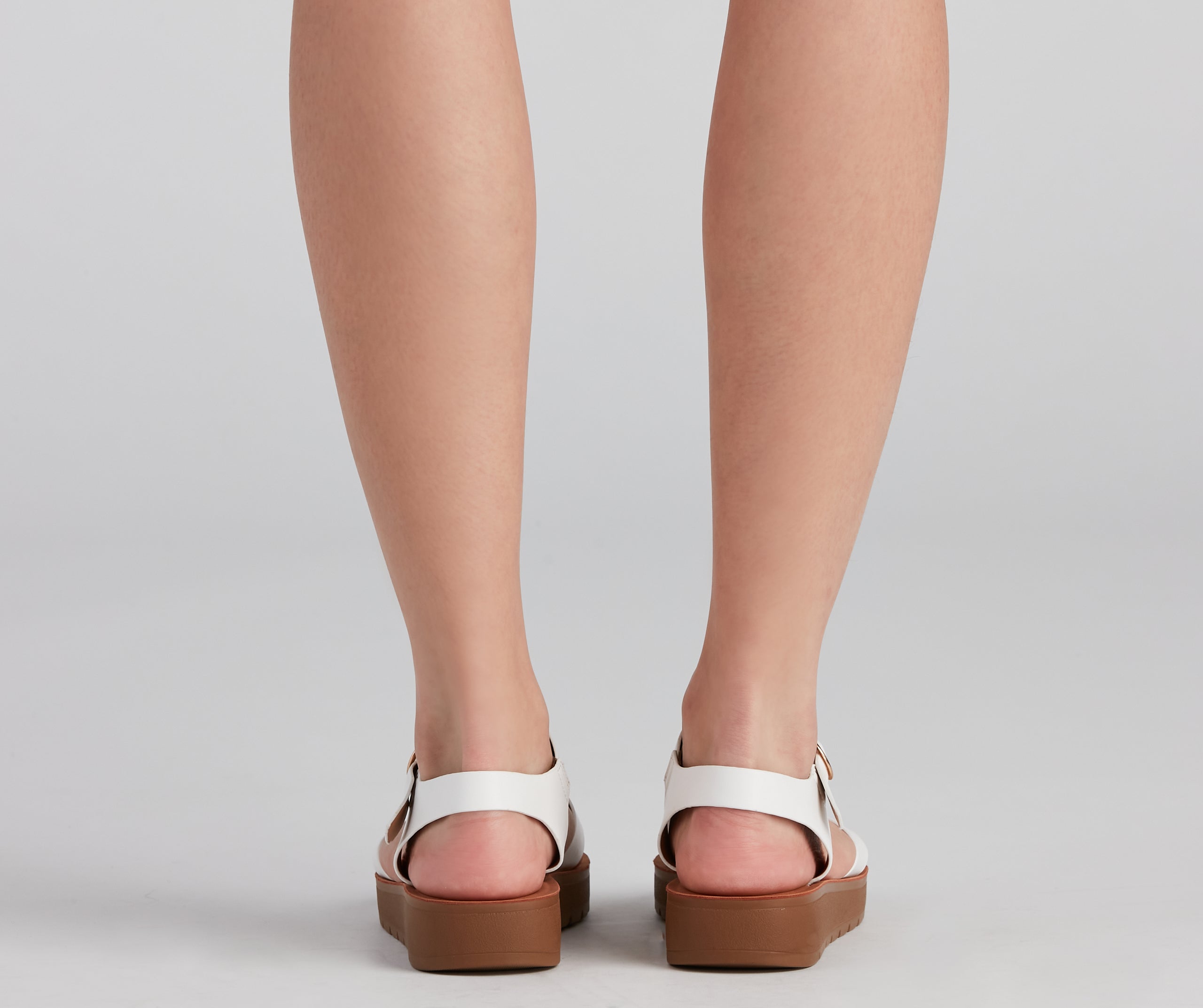 Comfort Level Criss-Cross Sandals Newgew