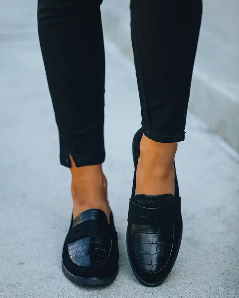 Solid Round Toe Leather Flat Loafer Newgew