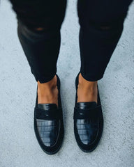 Solid Round Toe Leather Flat Loafer Newgew