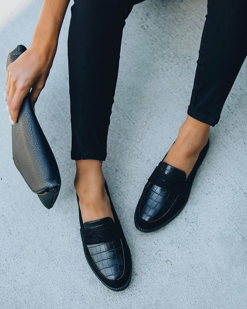 Solid Round Toe Leather Flat Loafer Newgew