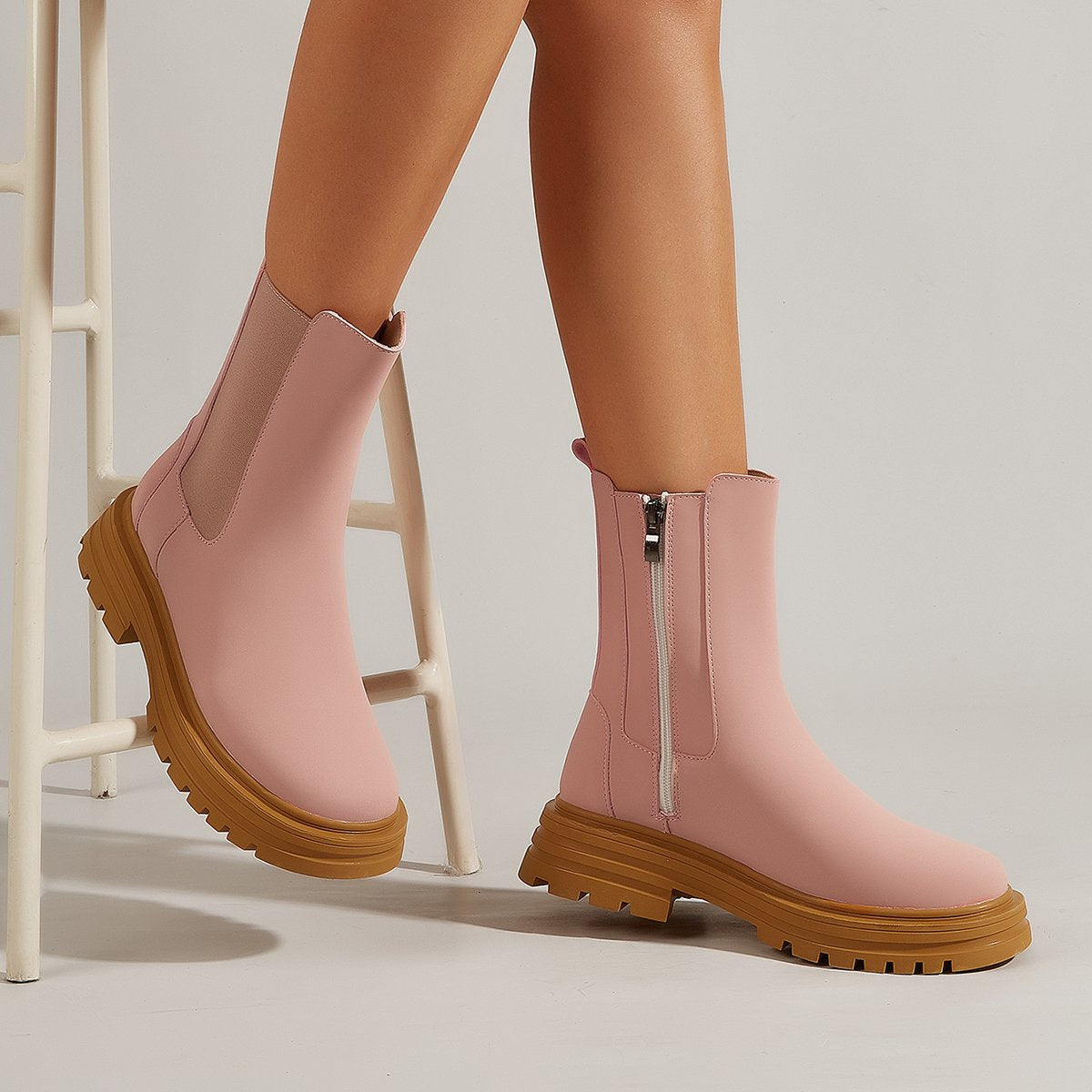 Side Zip Chelsea Boots Newgew