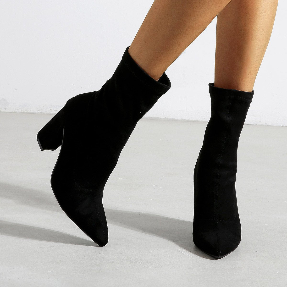 Chunky Heels Pointed Toes Suede Short Boots Newgew