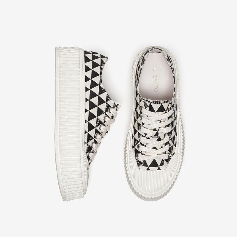 Checkerboard Lace-up Front Skate Shoes Newgew