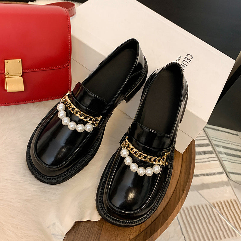 Eliana Genuine Leather Loafers with Chain and Pearl NEW GEW